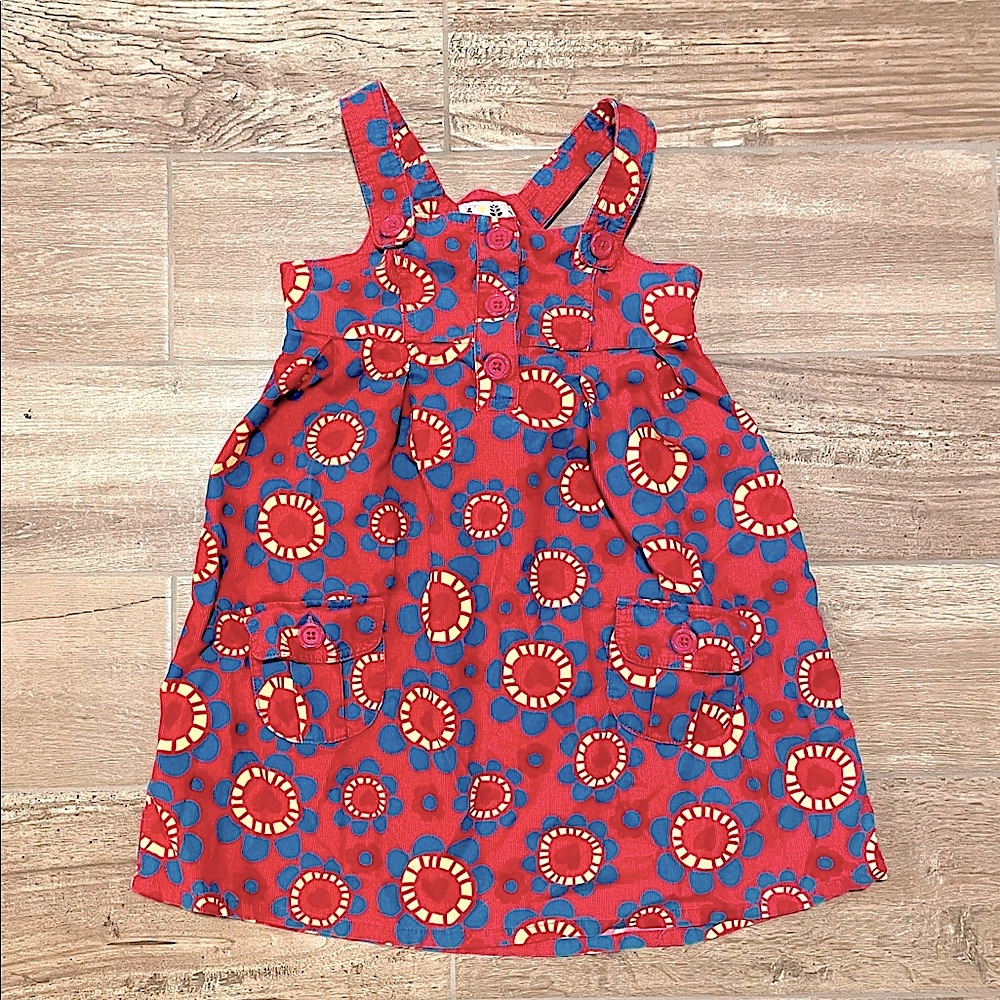 Corduroy Jumper Sweet Ivy Size 6.